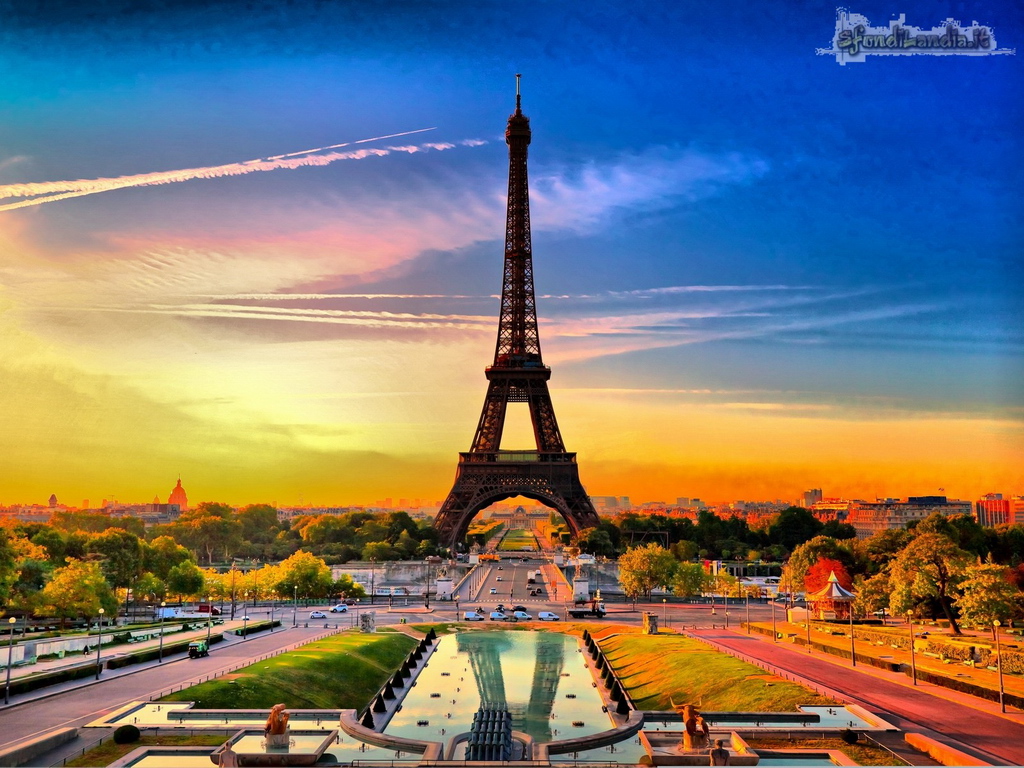 Featured image of post Sfondo Foto Torre Eiffel - Torre eiffel con e milioni di altre foto, illustrazioni e contenuti vettoriali stock royalty free nella vasta raccolta di shutterstock.