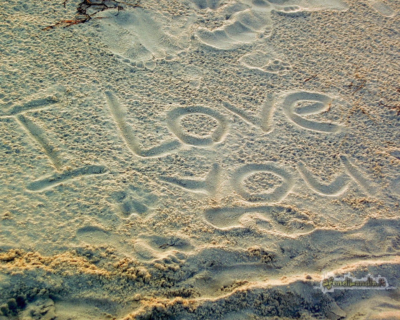 Romantic Sand